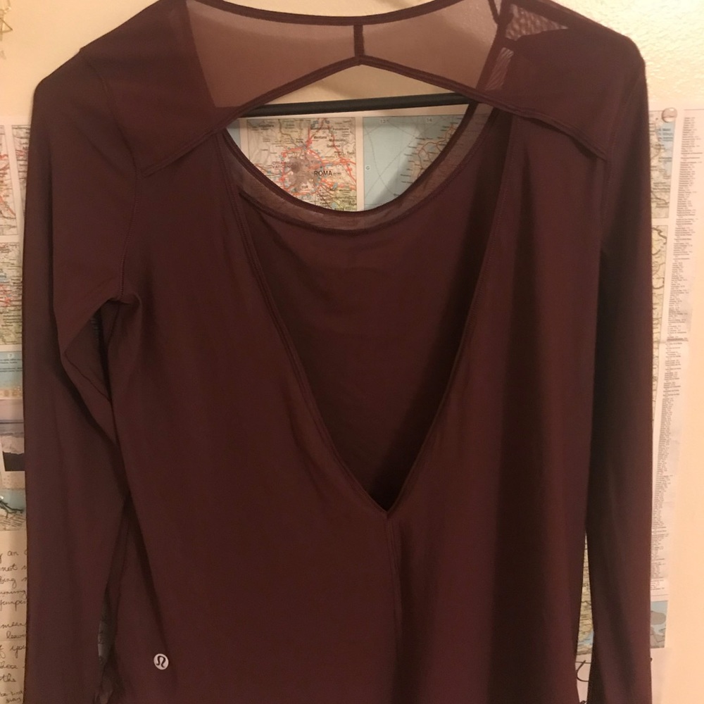 Lululemon Mix and Mesh LS 6 Redwood EUC